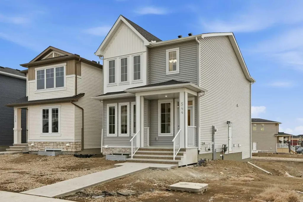 544 Bridgeport Street Chestermere AB T1X 3E6