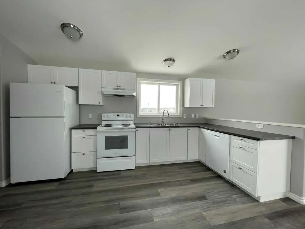 69 Deerglen Mobile Home Park High Level AB T0H 1Z0