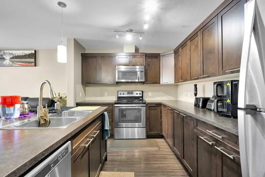 909 Skyview Ranch Grove NE Calgary AB T3N 0R7