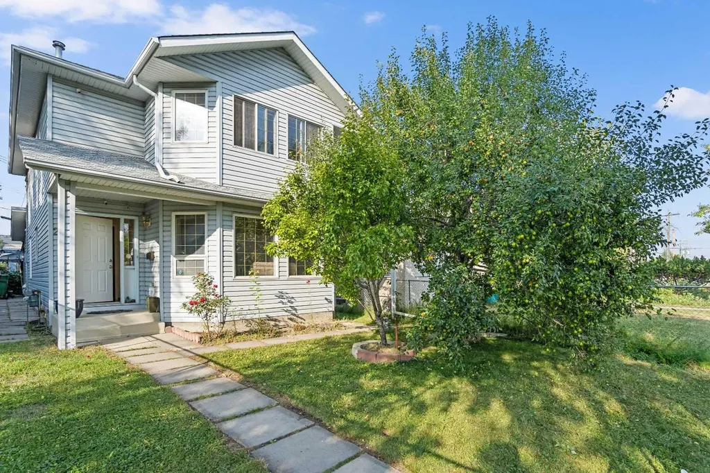 218 15 Avenue NW Calgary AB T2M 0G8