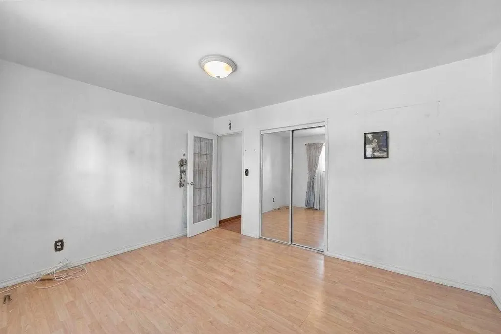 5037 54 Street Daysland AB T0B 1A0