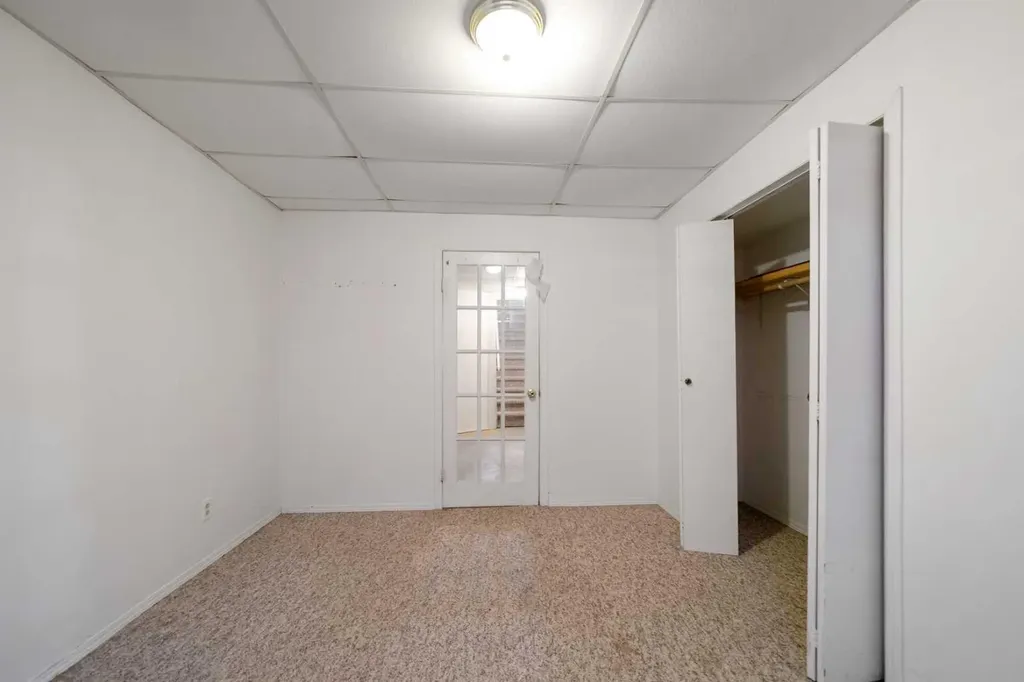 5037 54 Street Daysland AB T0B 1A0