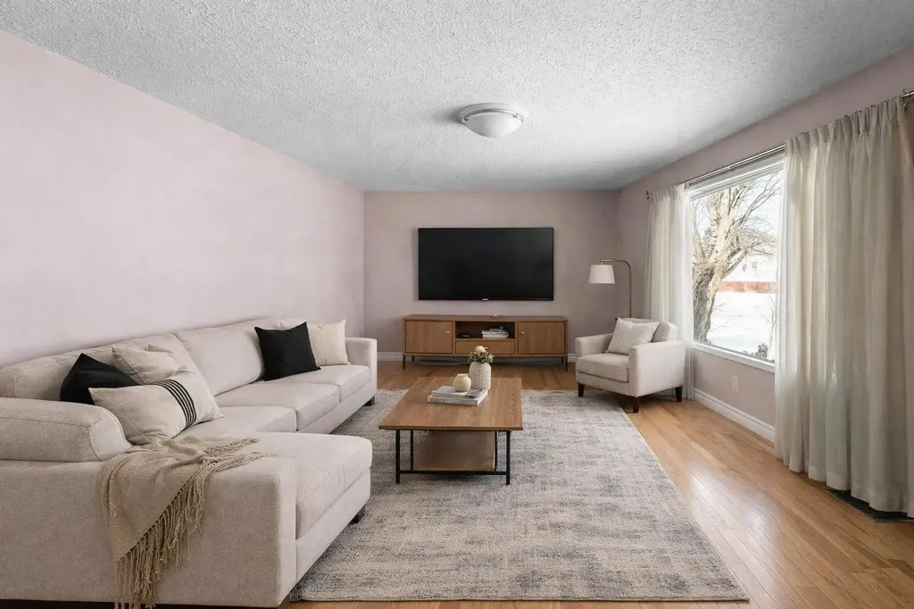 5037 54 Street Daysland AB T0B 1A0