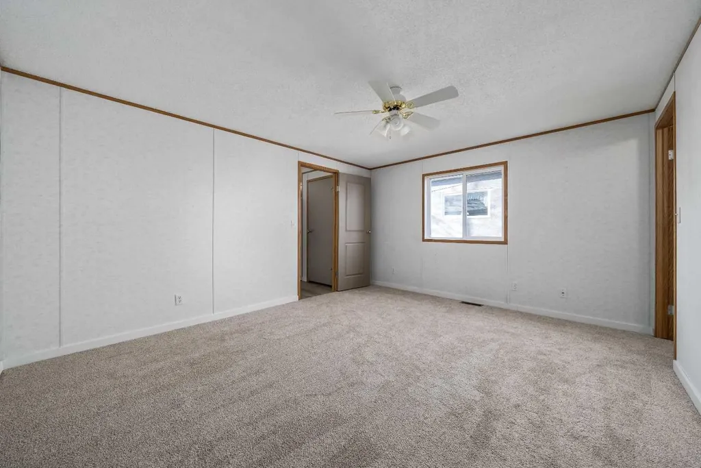 103 1 Avenue E Bow Island AB T0K 0G0