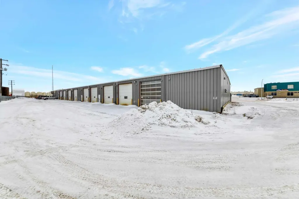 5202 65 Street Lloydminster AB T9V 2T3