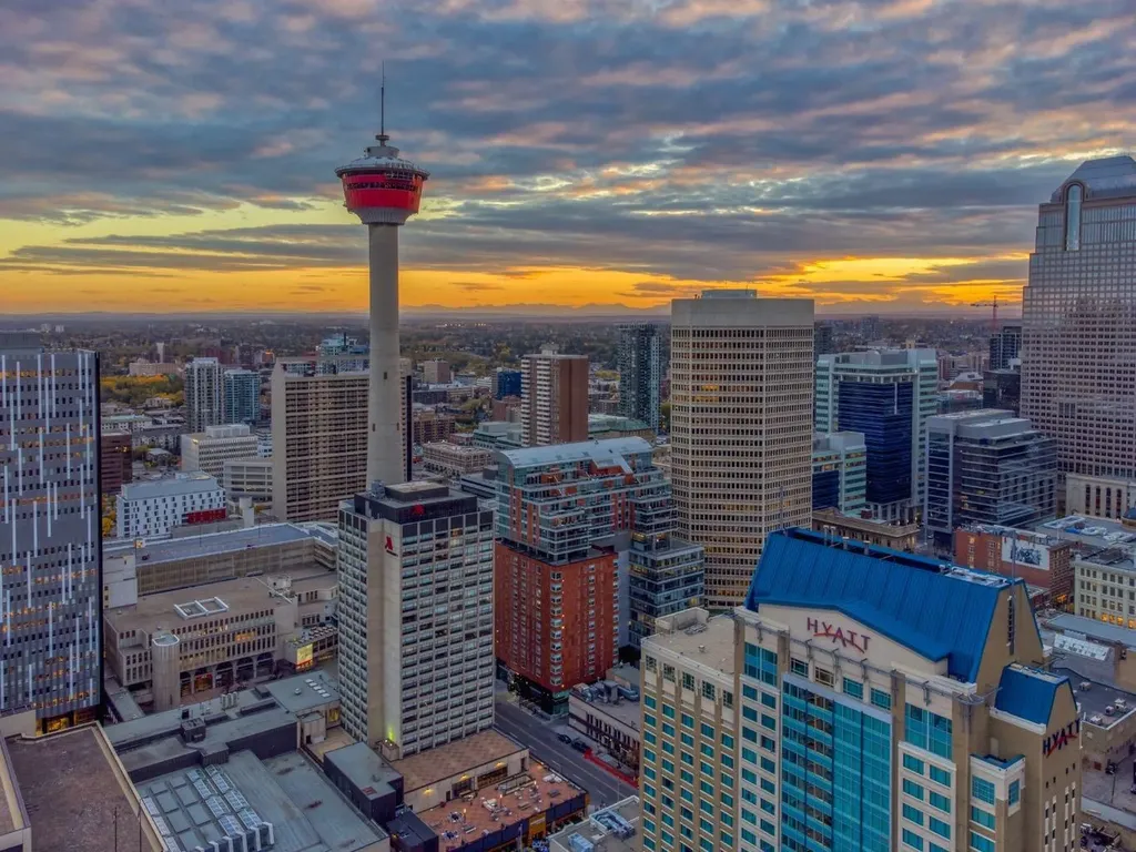 Calgary AB, 108 9 Avenue SW, Unit 1801