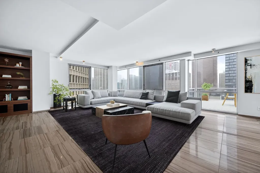 108 9 Avenue SW Calgary AB T2P 0S9