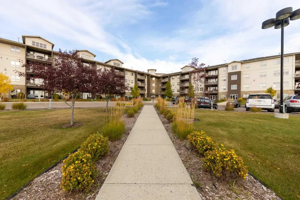 4102 69 Avenue Lloydminster AB T9V 2H9
