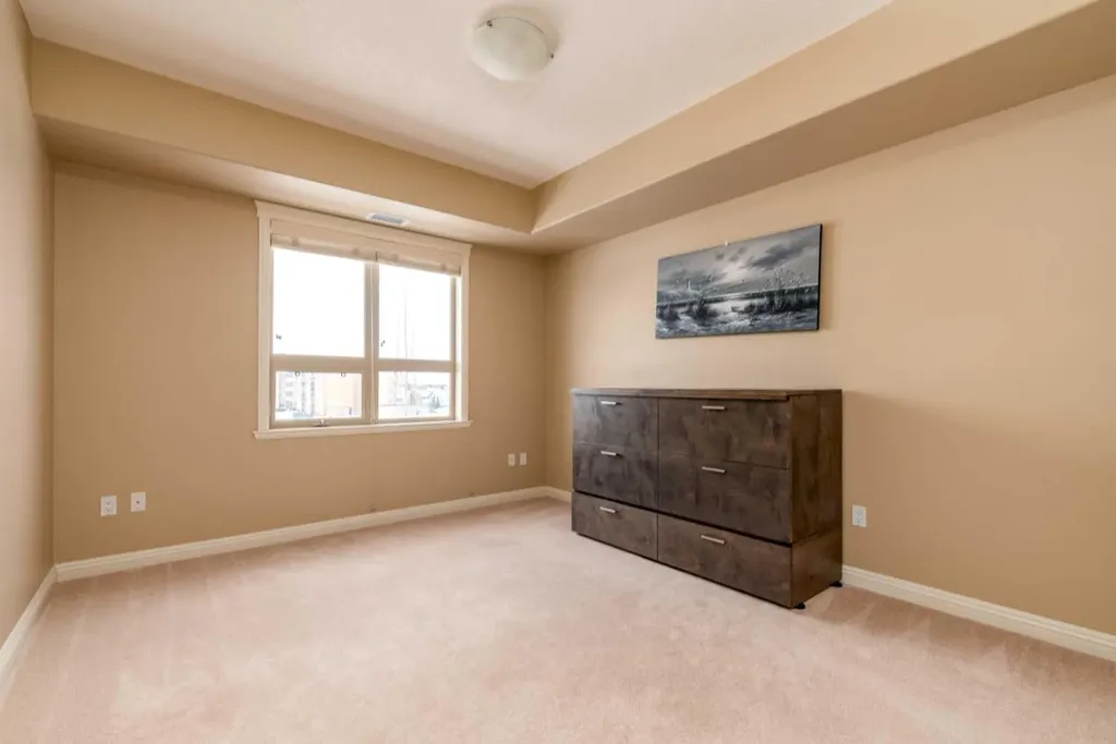 4102 69 Avenue Lloydminster AB T9V 2H9