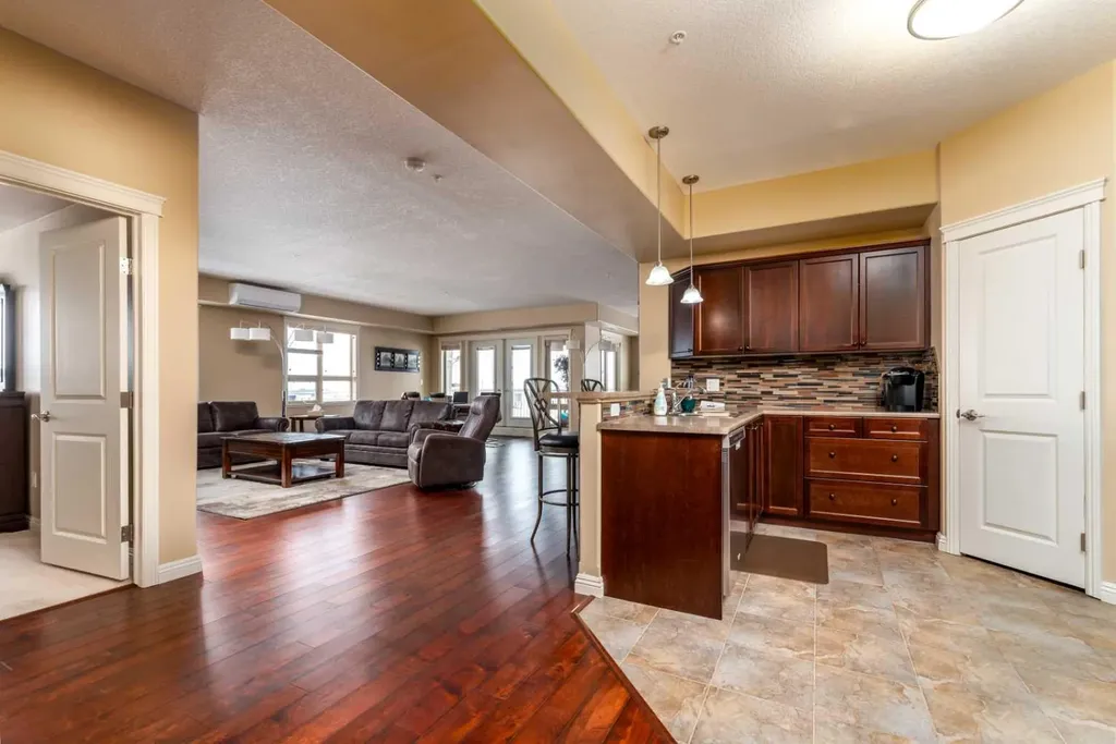 4102 69 Avenue Lloydminster AB T9V 2H9