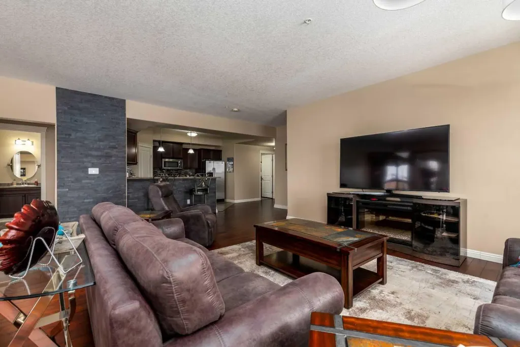 4102 69 Avenue Lloydminster AB T9V 2H9