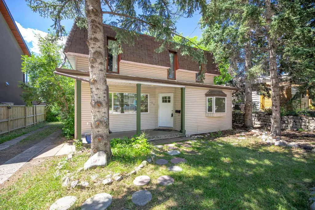 155 35 Street NW Calgary AB T2N 2Z2