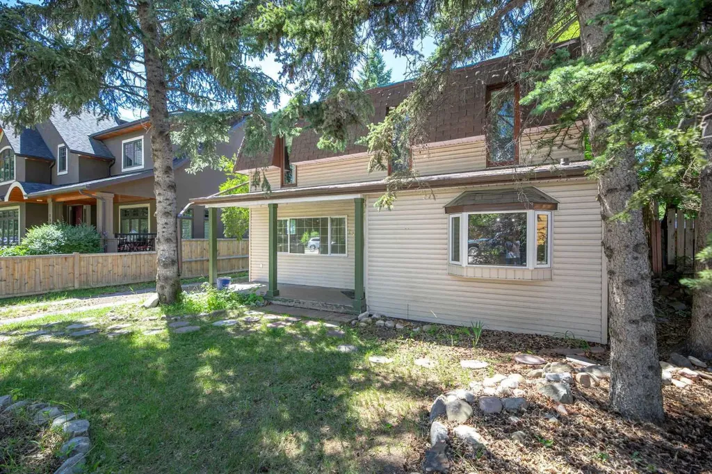 155 35 Street NW Calgary AB T2N 2Z2