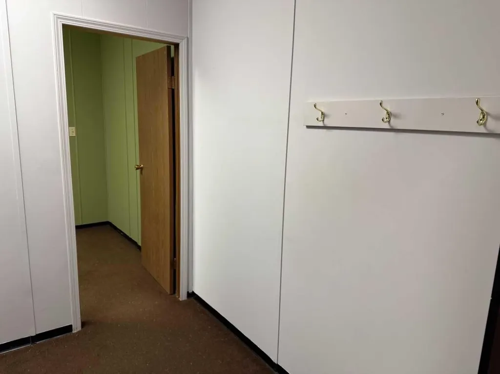 5125 50 Avenue Vermilion AB T9X 1A8