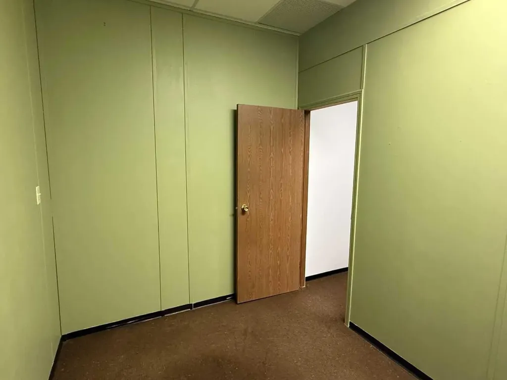 5125 50 Avenue Vermilion AB T9X 1A8