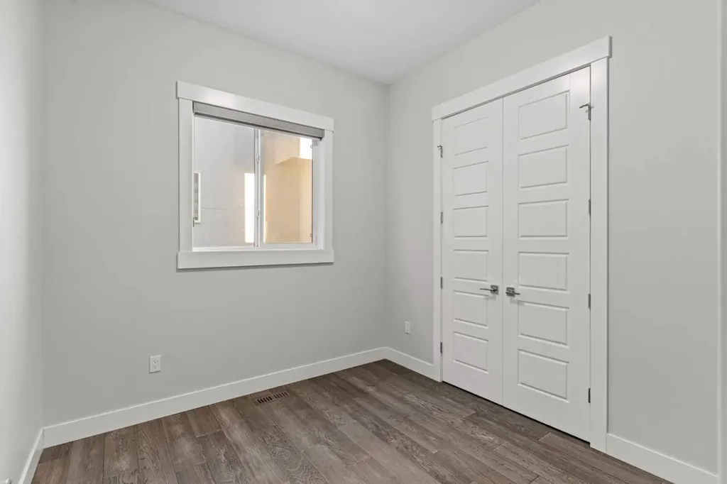 111 Kinniburgh Place Chestermere AB T1X 1Y2