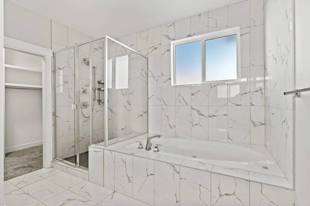 111 Kinniburgh Place Chestermere AB T1X 1Y2