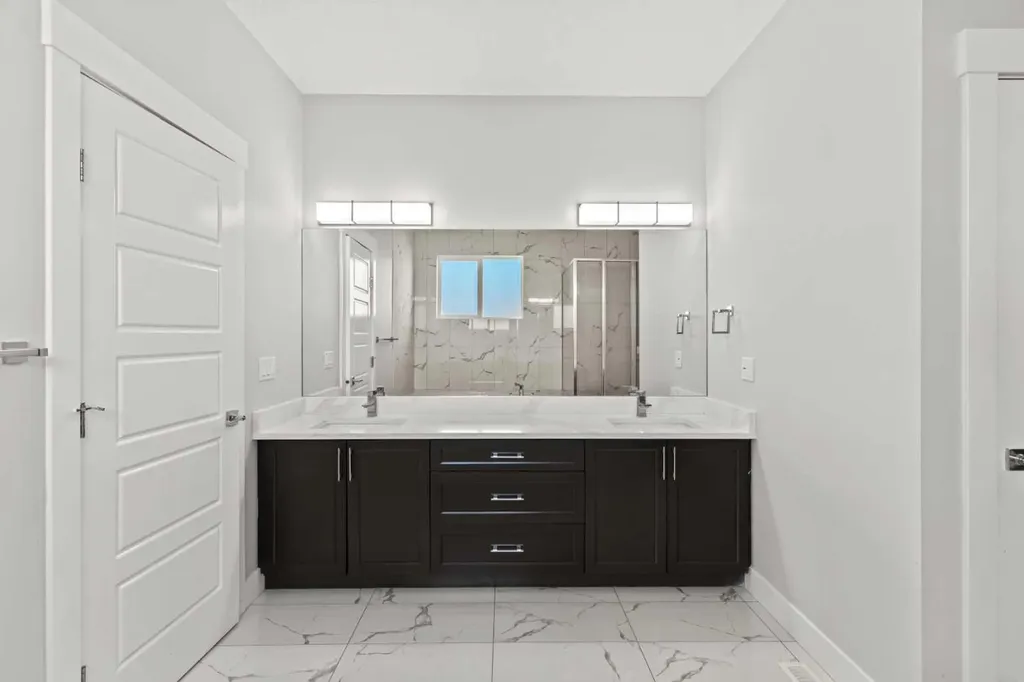 111 Kinniburgh Place Chestermere AB T1X 1Y2