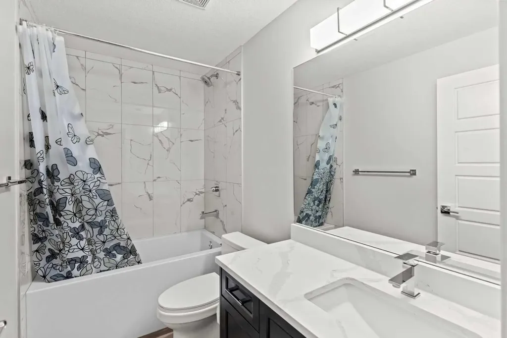 111 Kinniburgh Place Chestermere AB T1X 1Y2