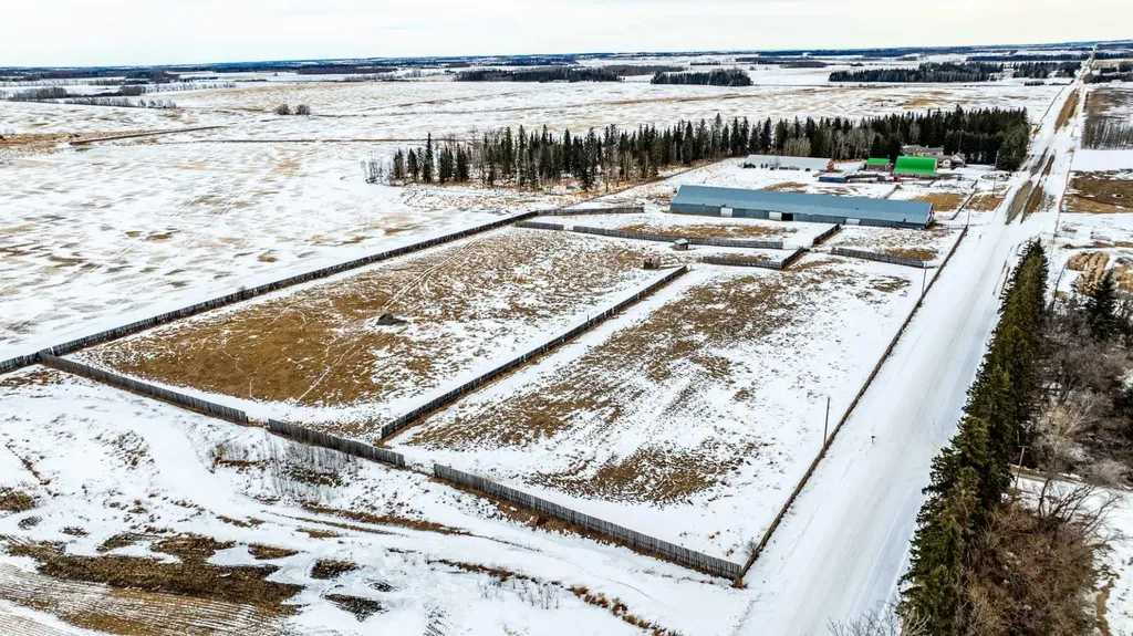 274052 Township Road 424 Rural Ponoka County AB T4J 1V9
