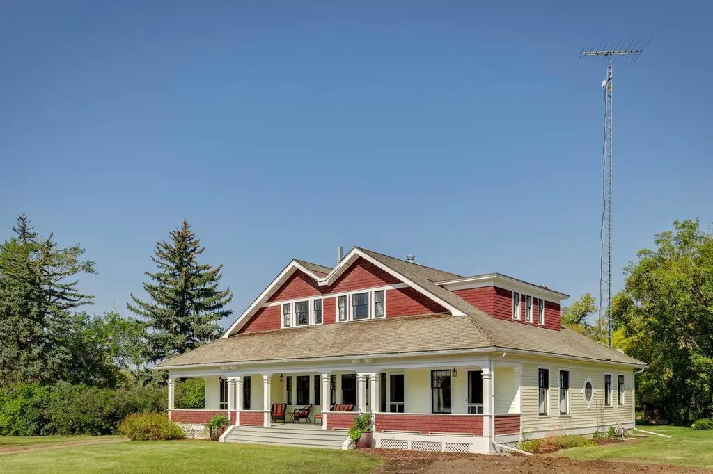 141034 Township Road 190 Rural Newell County Of AB T1R 1B6