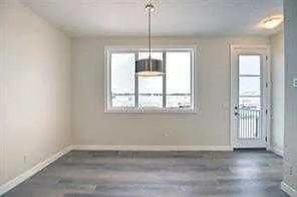 253 Cobblestone Gate SW Airdrie AB T4B 0R7
