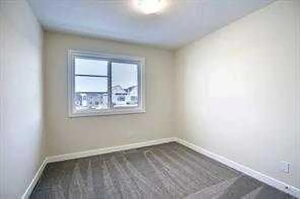253 Cobblestone Gate SW Airdrie AB T4B 0R7