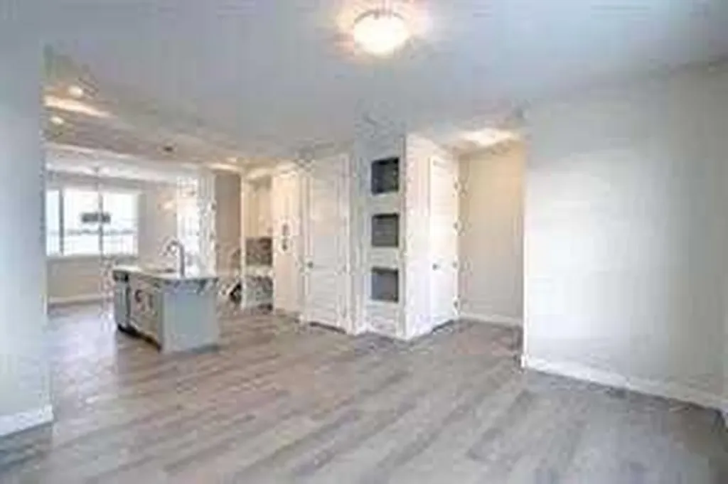 253 Cobblestone Gate SW Airdrie AB T4B 0R7