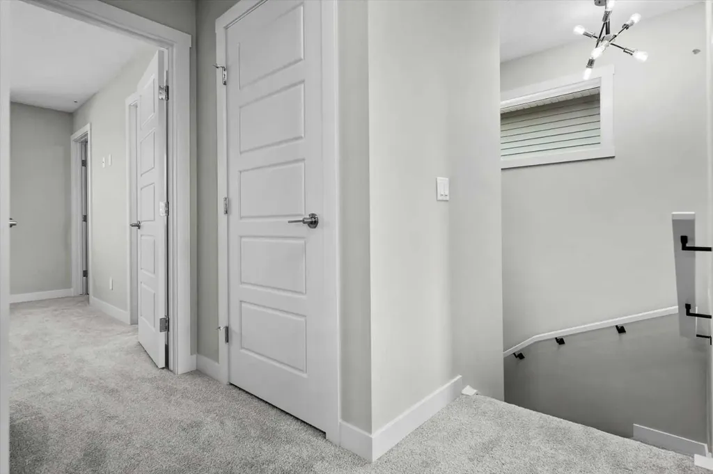 39 Agate Road Cochrane AB T4C 3B9