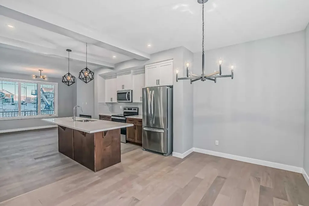 39 Agate Road Cochrane AB T4C 3B9