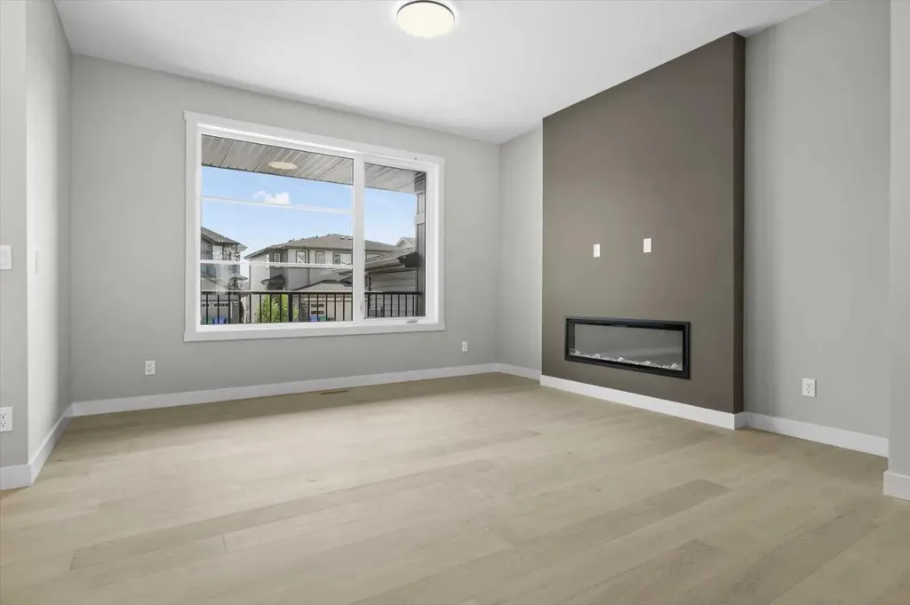 39 Agate Road Cochrane AB T4C 3B9