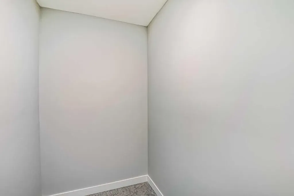 39 Agate Road Cochrane AB T4C 3B9