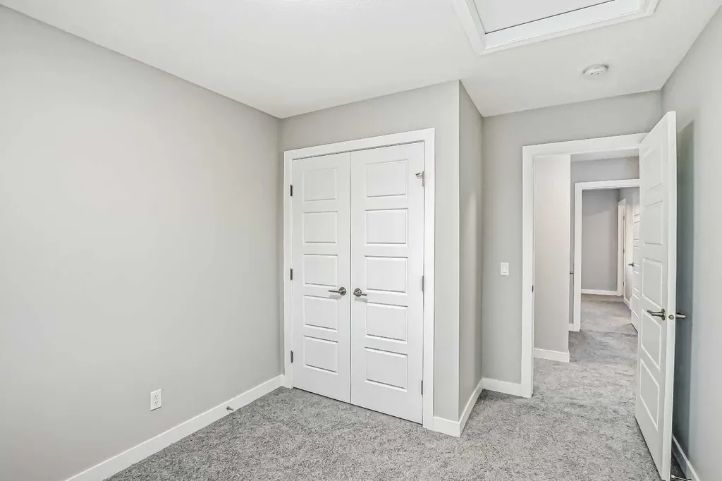 39 Agate Road Cochrane AB T4C 3B9