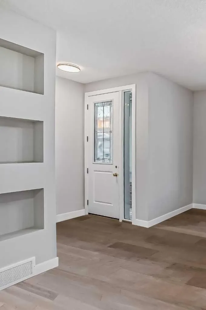 39 Agate Road Cochrane AB T4C 3B9