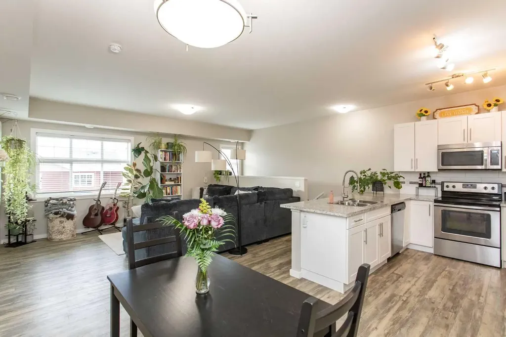 5300 Vista Trail Blackfalds AB T4M 0L8