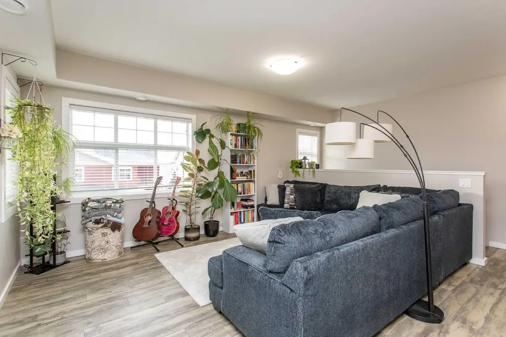 5300 Vista Trail Blackfalds AB T4M 0L8