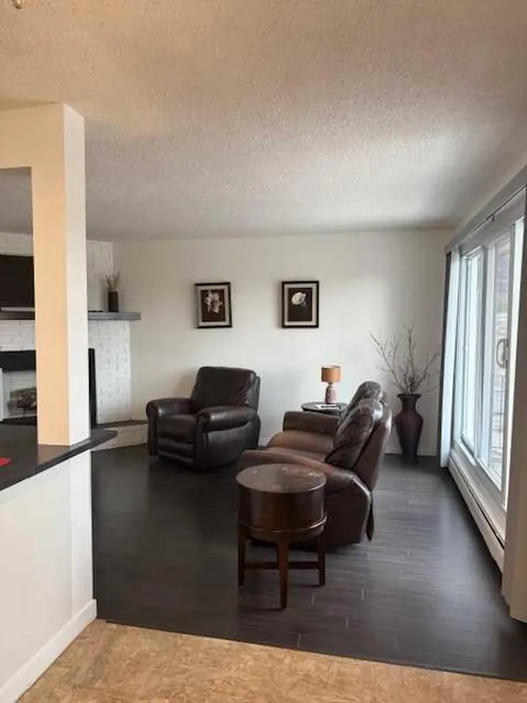 11114 Hoppe Avenue Grande Cache AB T0E 0Y0