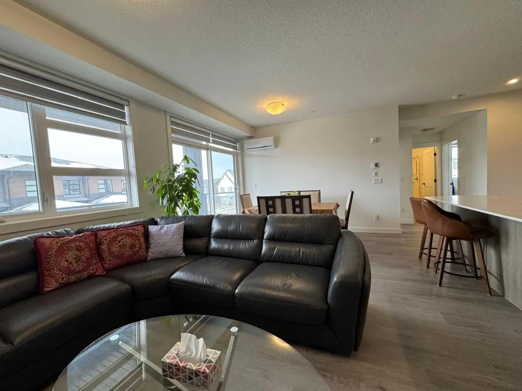 55 Lucas Way NW Calgary AB T3P 2C7