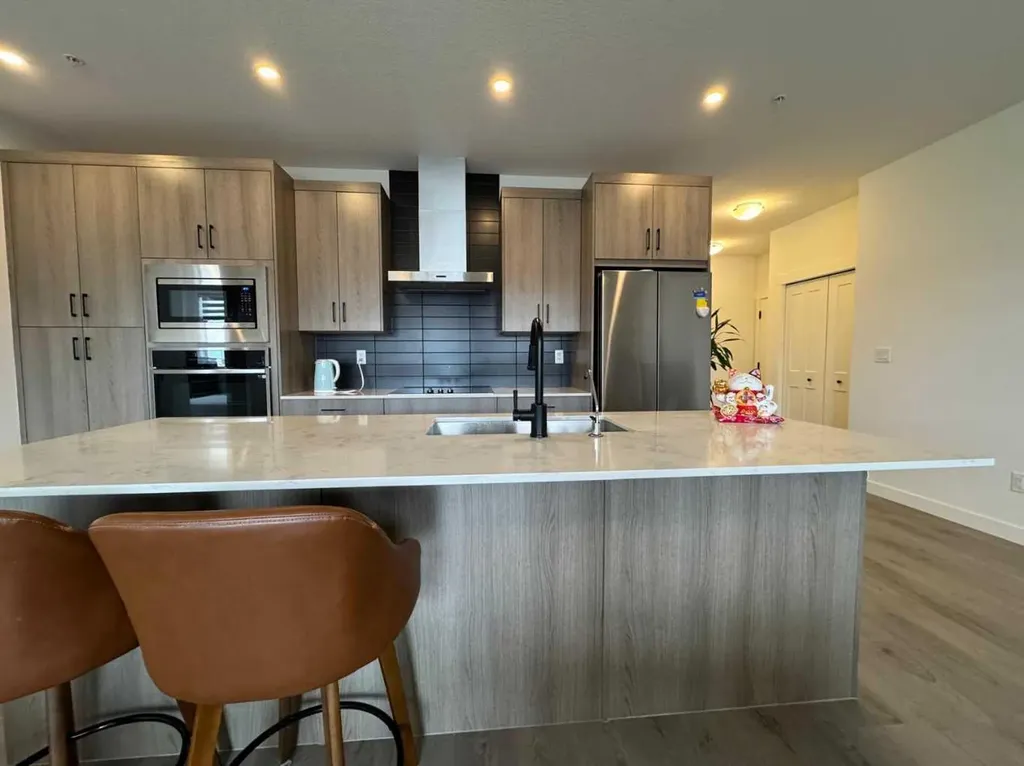 55 Lucas Way NW Calgary AB T3P 2C7