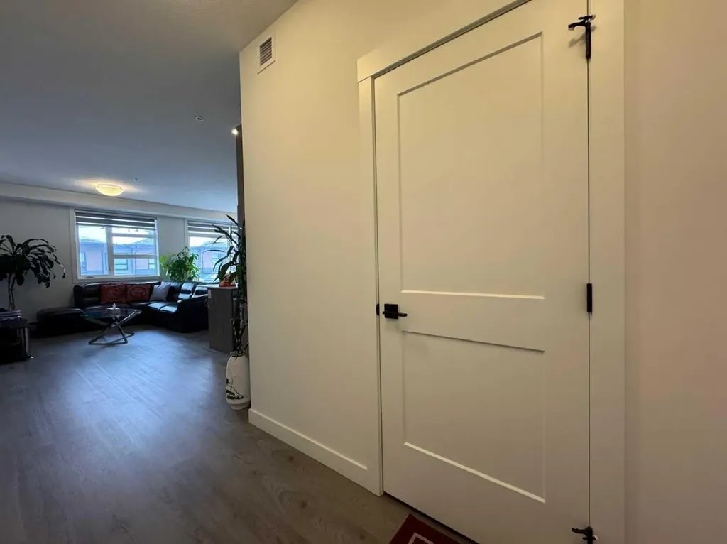 55 Lucas Way NW Calgary AB T3P 2C7