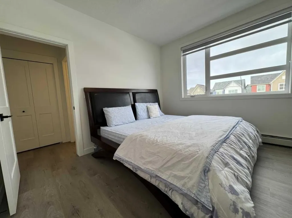 55 Lucas Way NW Calgary AB T3P 2C7