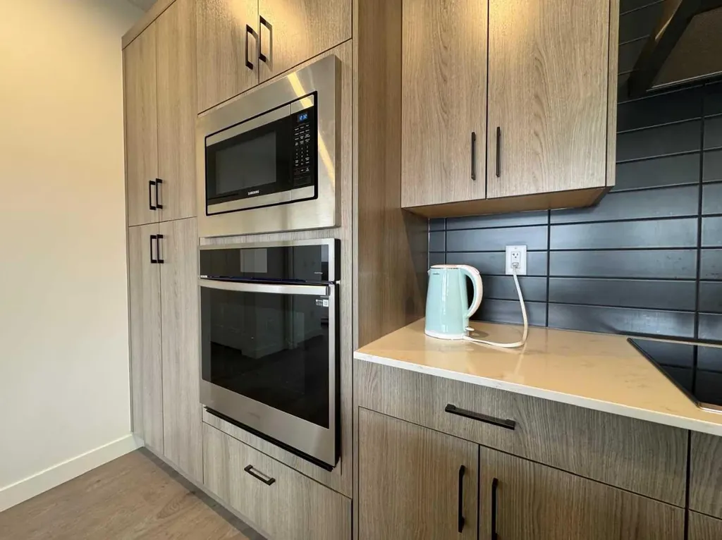 55 Lucas Way NW Calgary AB T3P 2C7