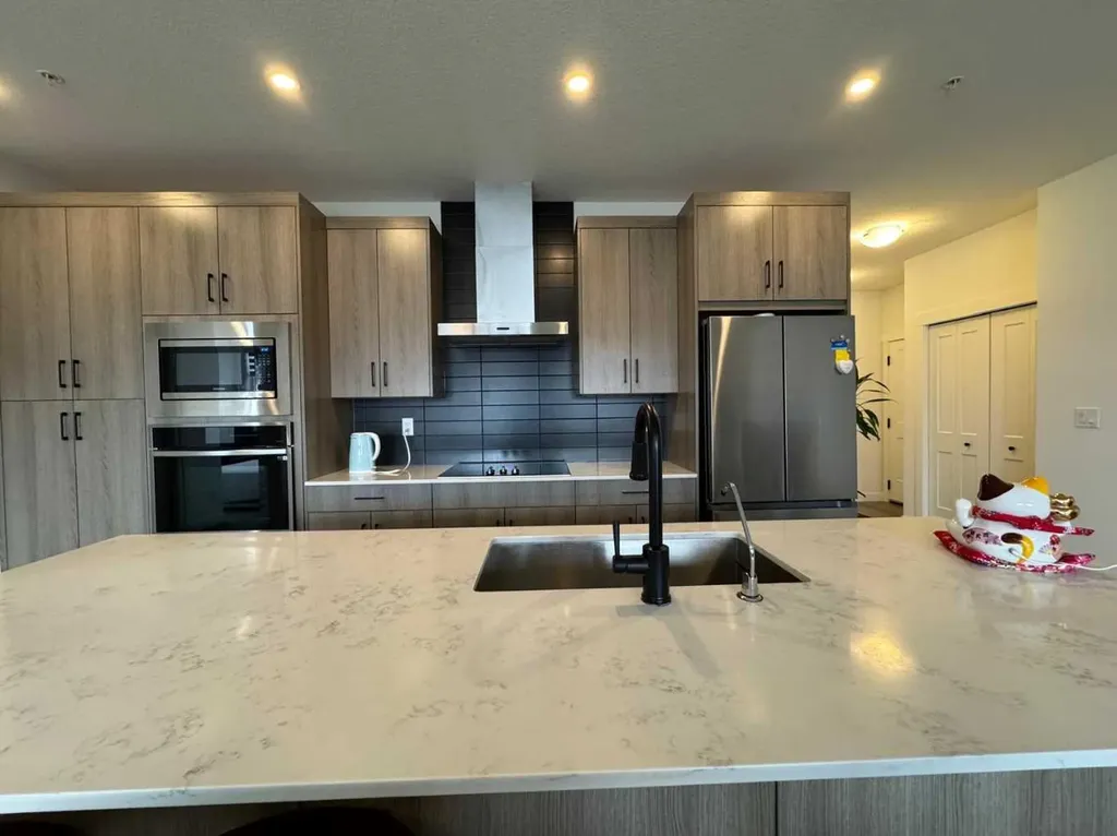 55 Lucas Way NW Calgary AB T3P 2C7