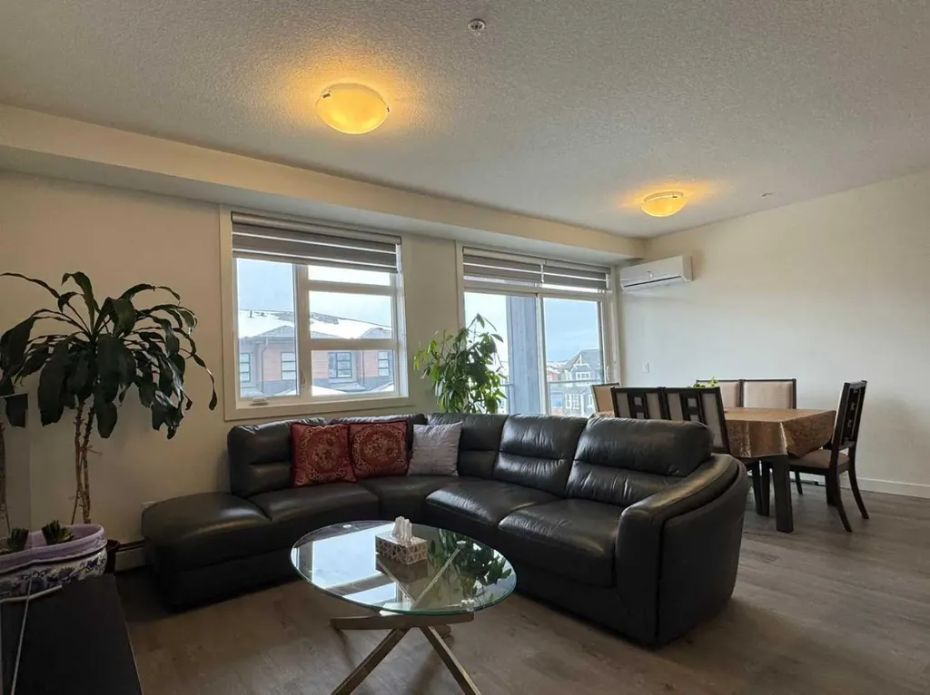 55 Lucas Way NW Calgary AB T3P 2C7