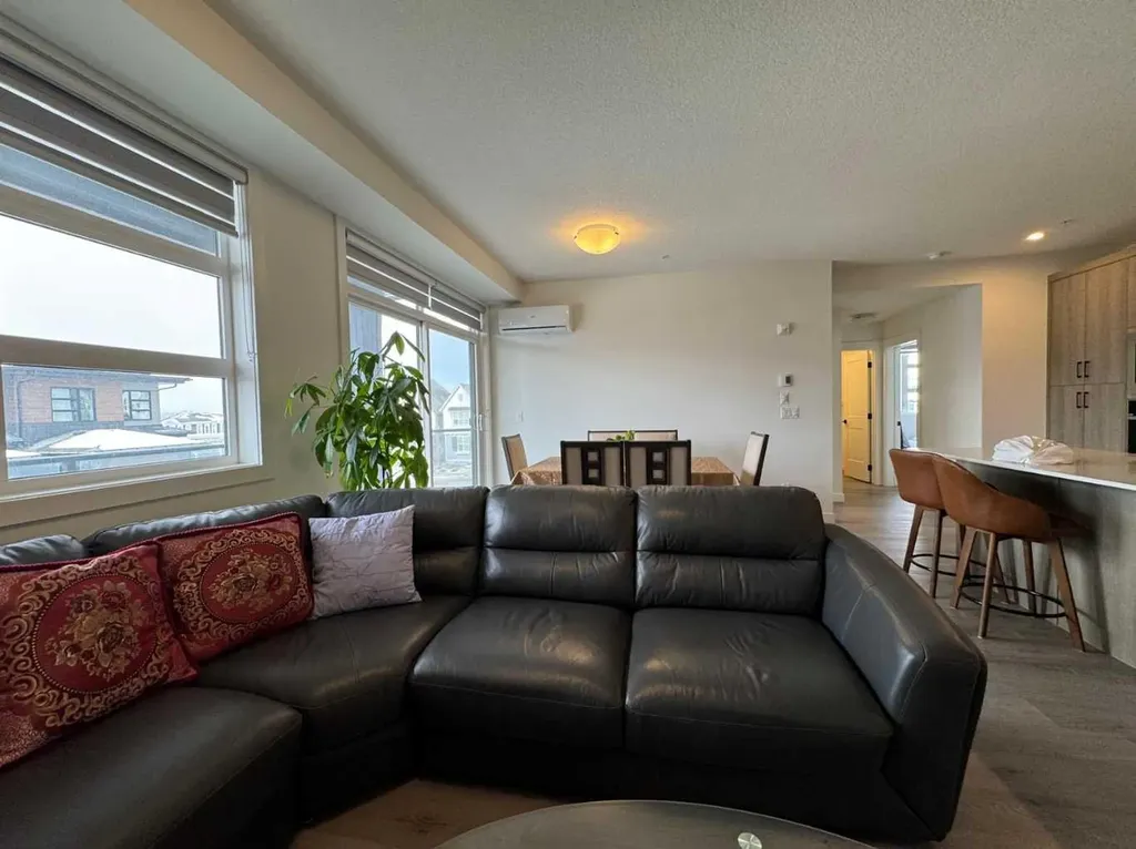 55 Lucas Way NW Calgary AB T3P 2C7