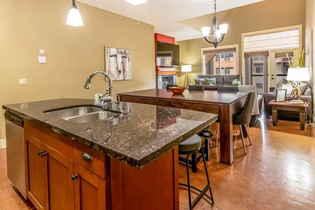 187 Kananaskis Way Canmore AB T1W 0A3