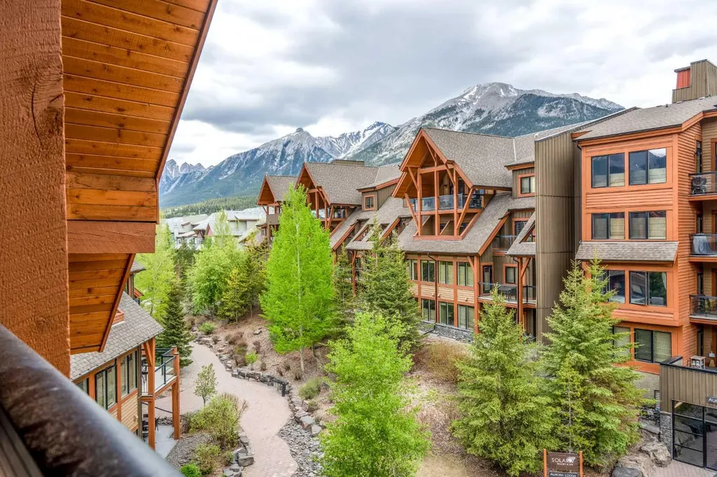 187 Kananaskis Way Canmore AB T1W 0A3