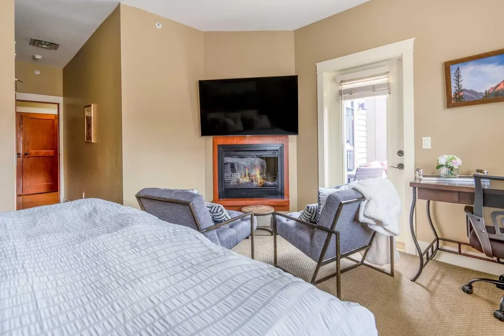 187 Kananaskis Way Canmore AB T1W 0A3