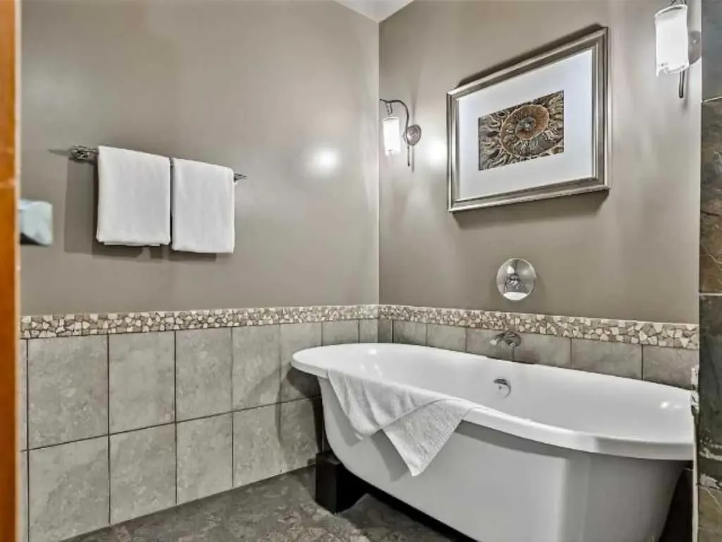 187 Kananaskis Way Canmore AB T1W 0A3
