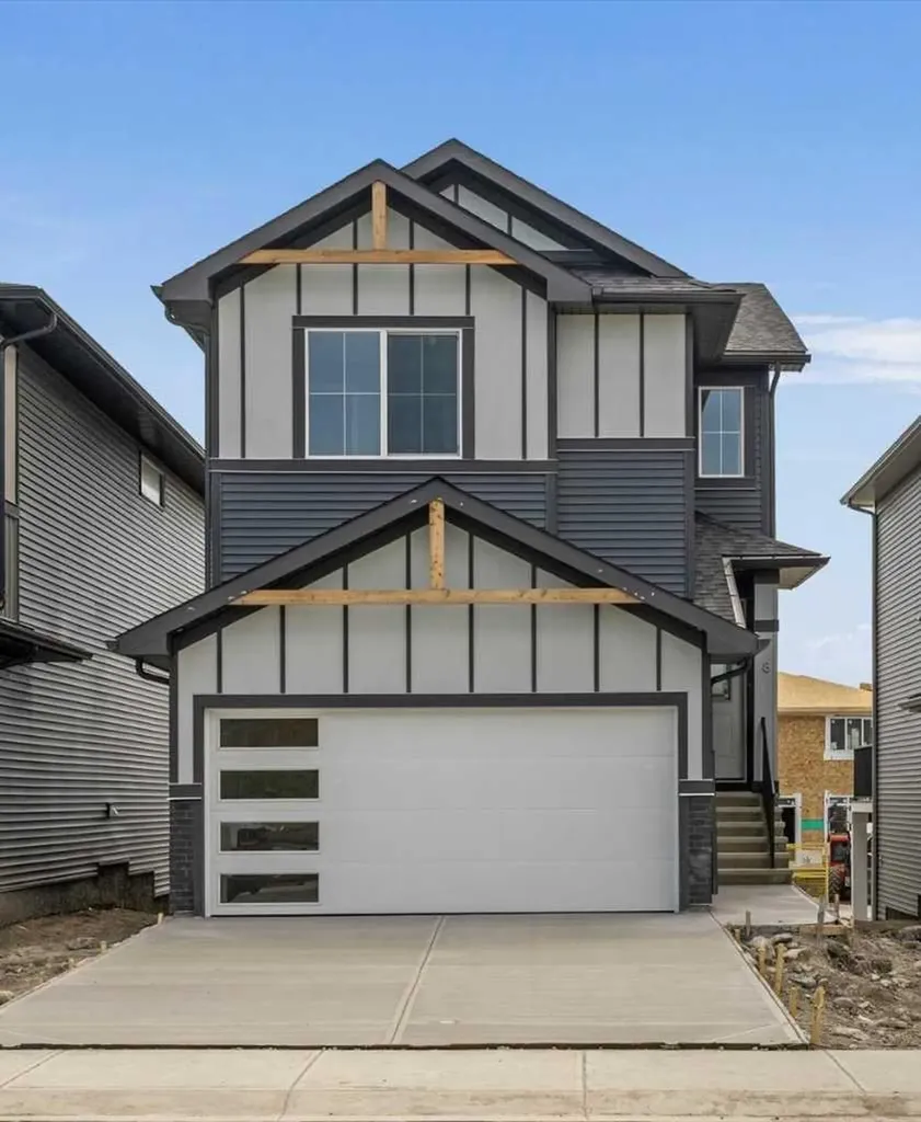 8 Topaz Place Cochrane AB T4C 3K2